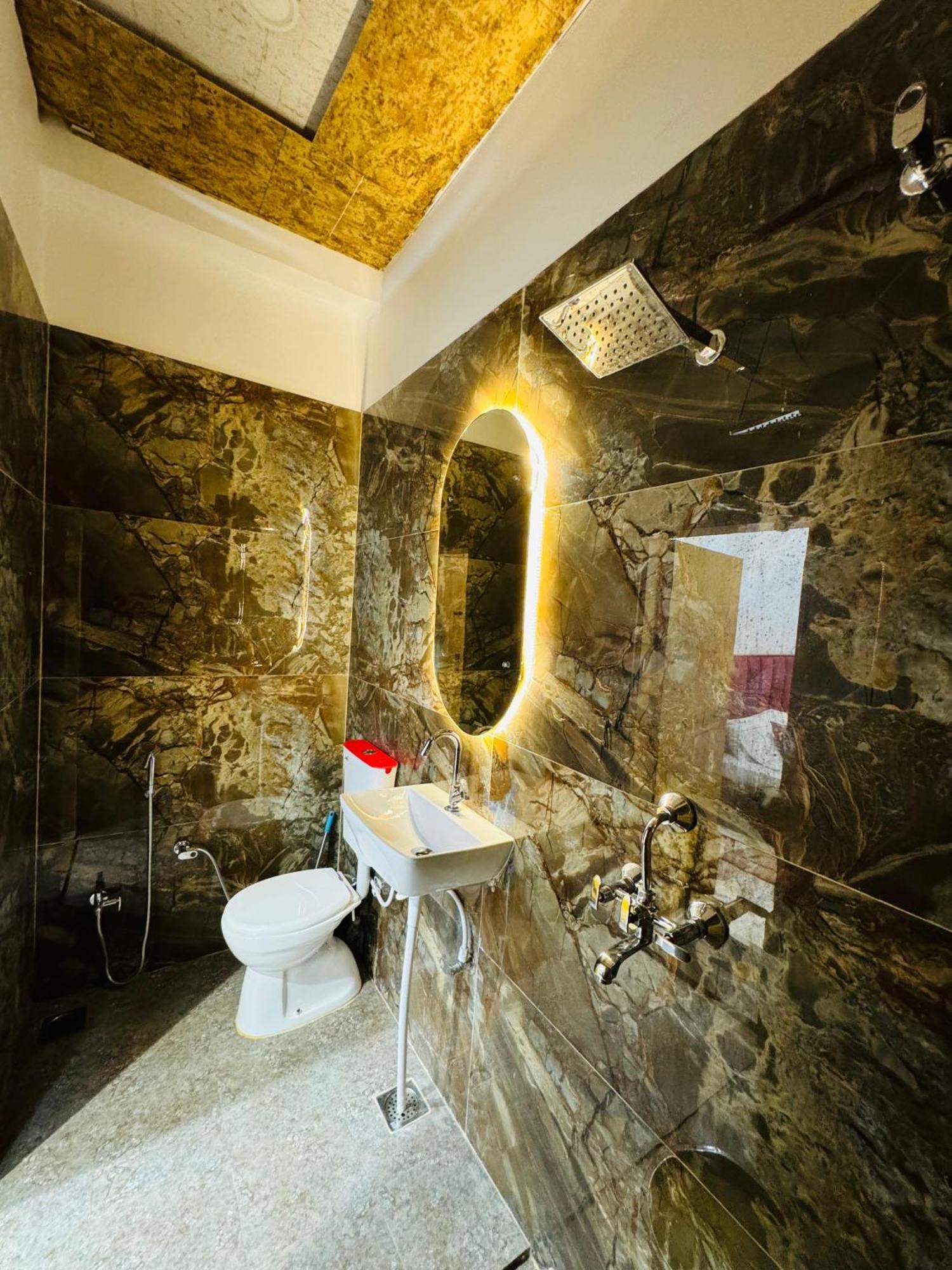 Aura Homestay バラナシ エクステリア 写真
